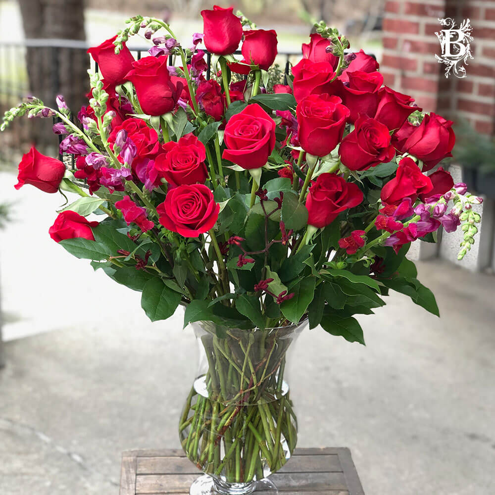 10 Stunning Roses For Valentine’s Delivery