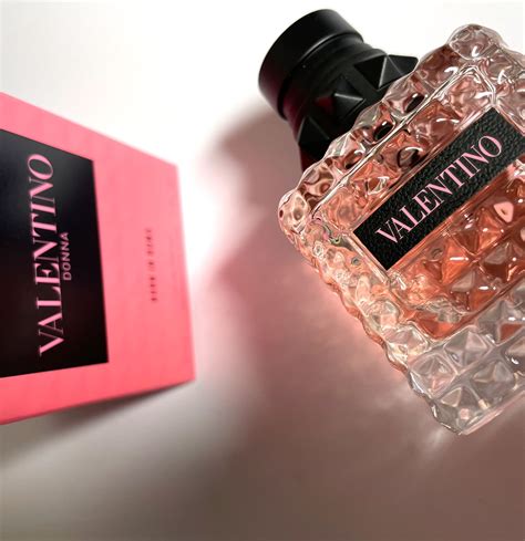 13 Best And Most Elegant Valentino Perfumes Everfumed Fragrance Notes