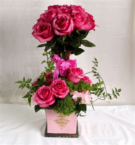 2 Tier Pink Rose Arrangement Valentine Amp 39 S Day Flower Arrangements Tropical Floral Arrangements