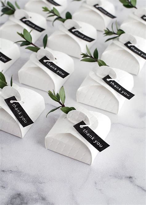 3 Simple And Modern Diy Wedding Favors Homey Oh My Diy Wedding Favors Trendy Wedding Favors