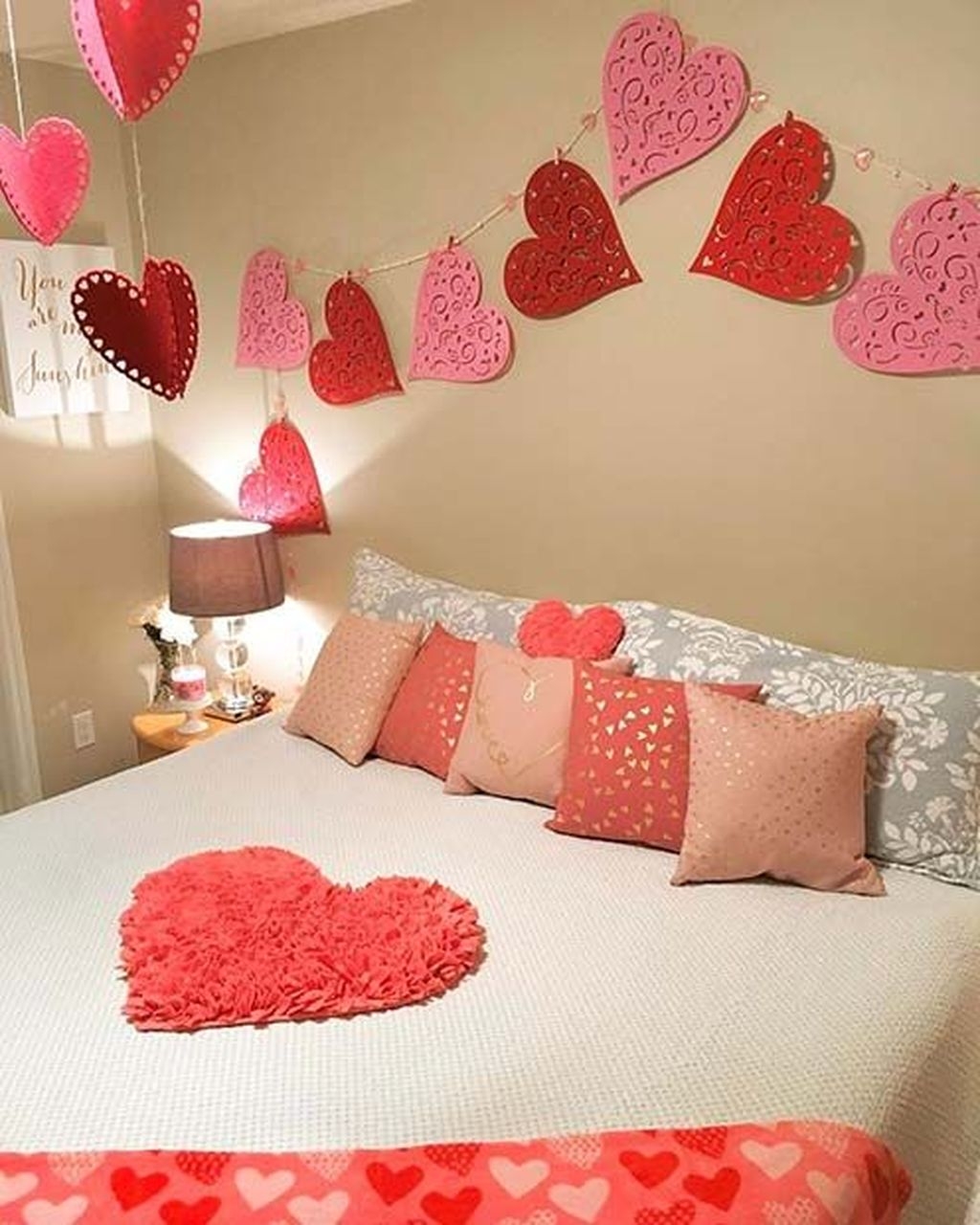 4 Essential Valentine Day Bedroom Decor Ideas