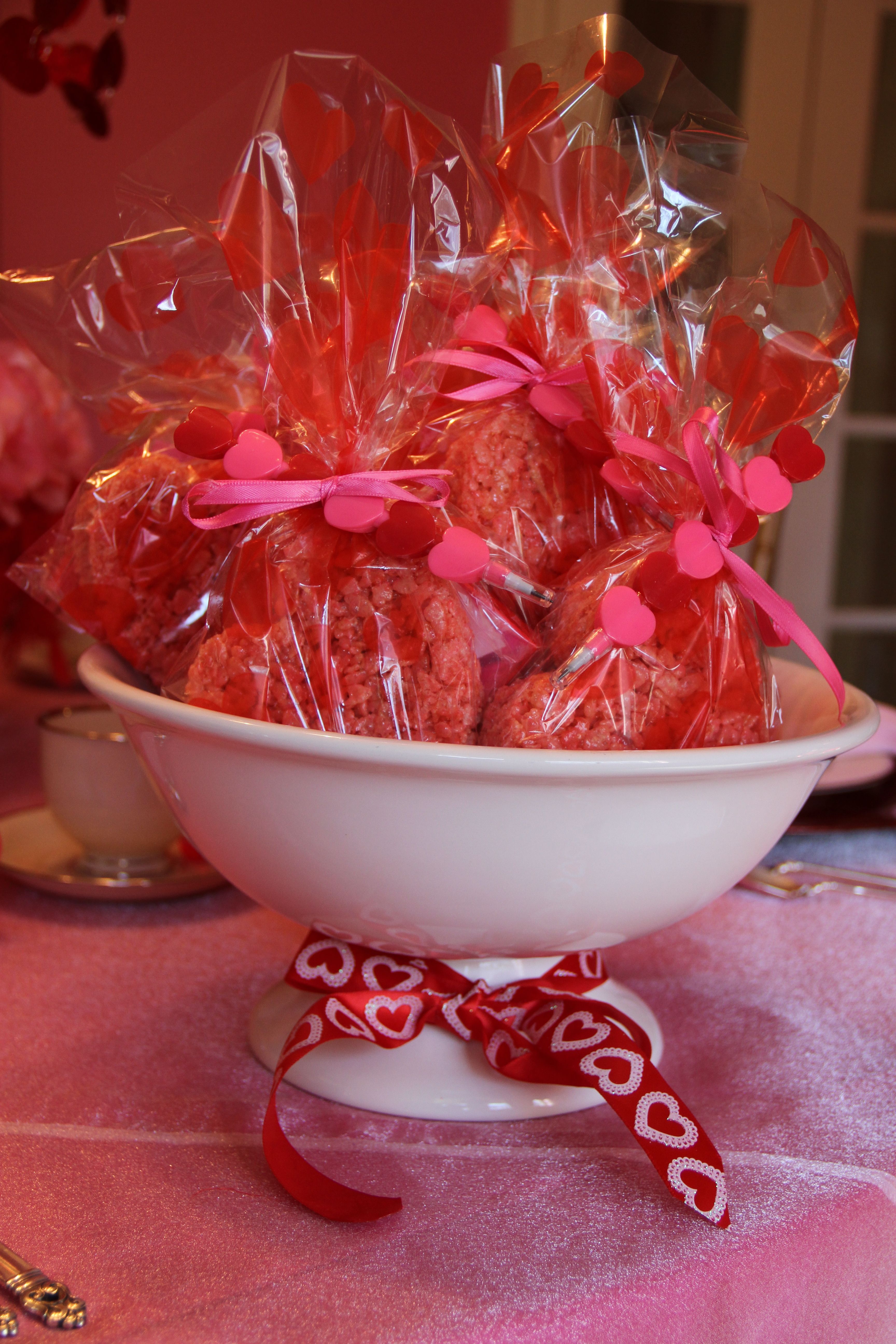 7 Creative Diy Valentine Party Favors