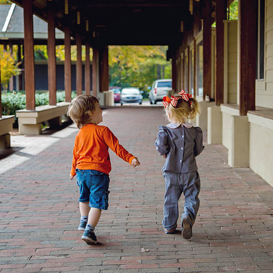 7 Ways To Capture Candid Valentine’s Day Moments