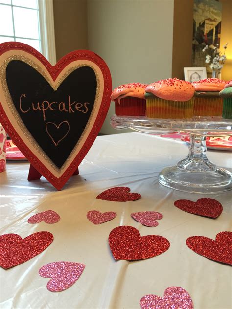 9 Budget-Friendly Valentine’s Day Party Tips