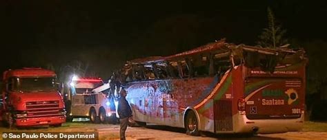 Bus Returning From A Brazilian Valentine Amp 39 S Day Trip Crashes Into Five Cars Leaving 10 Dead 51