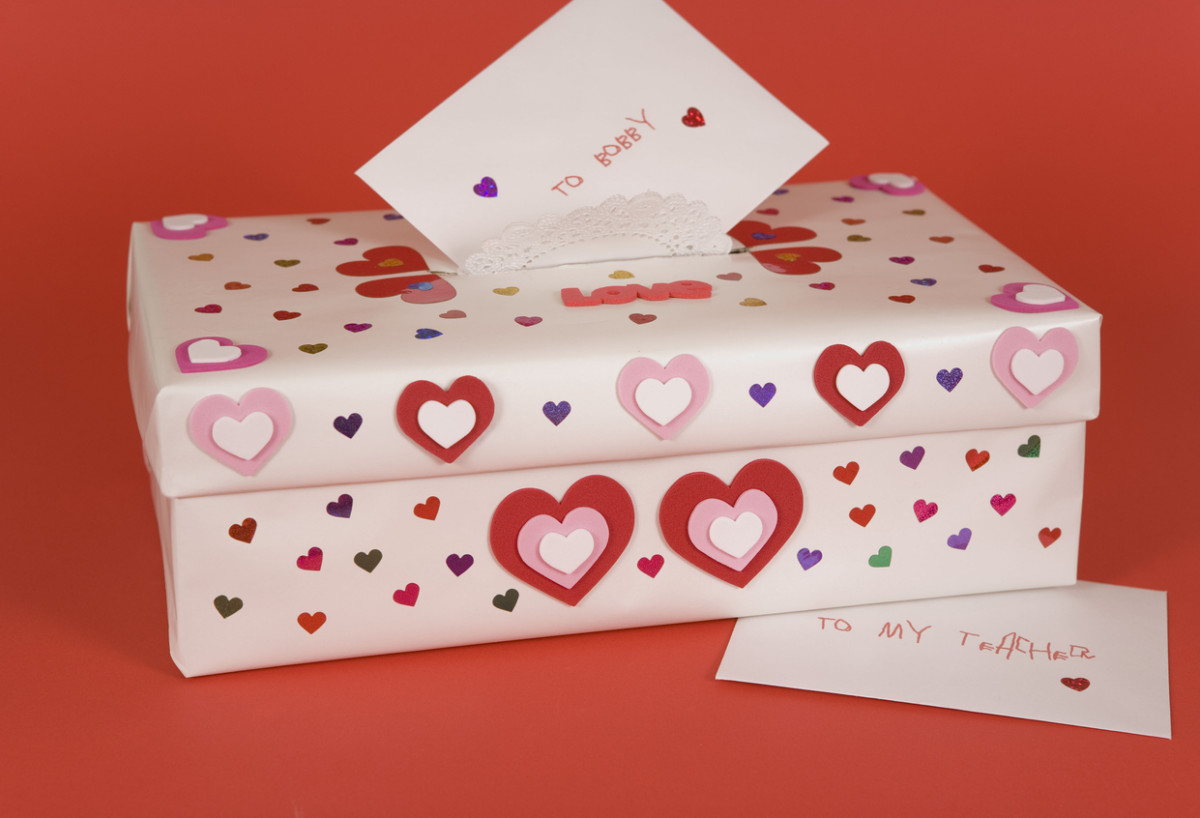 Easy Guide To Valentine Box Decorations