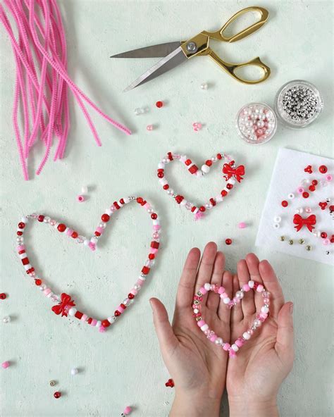 Easy Valentine Day Crafts