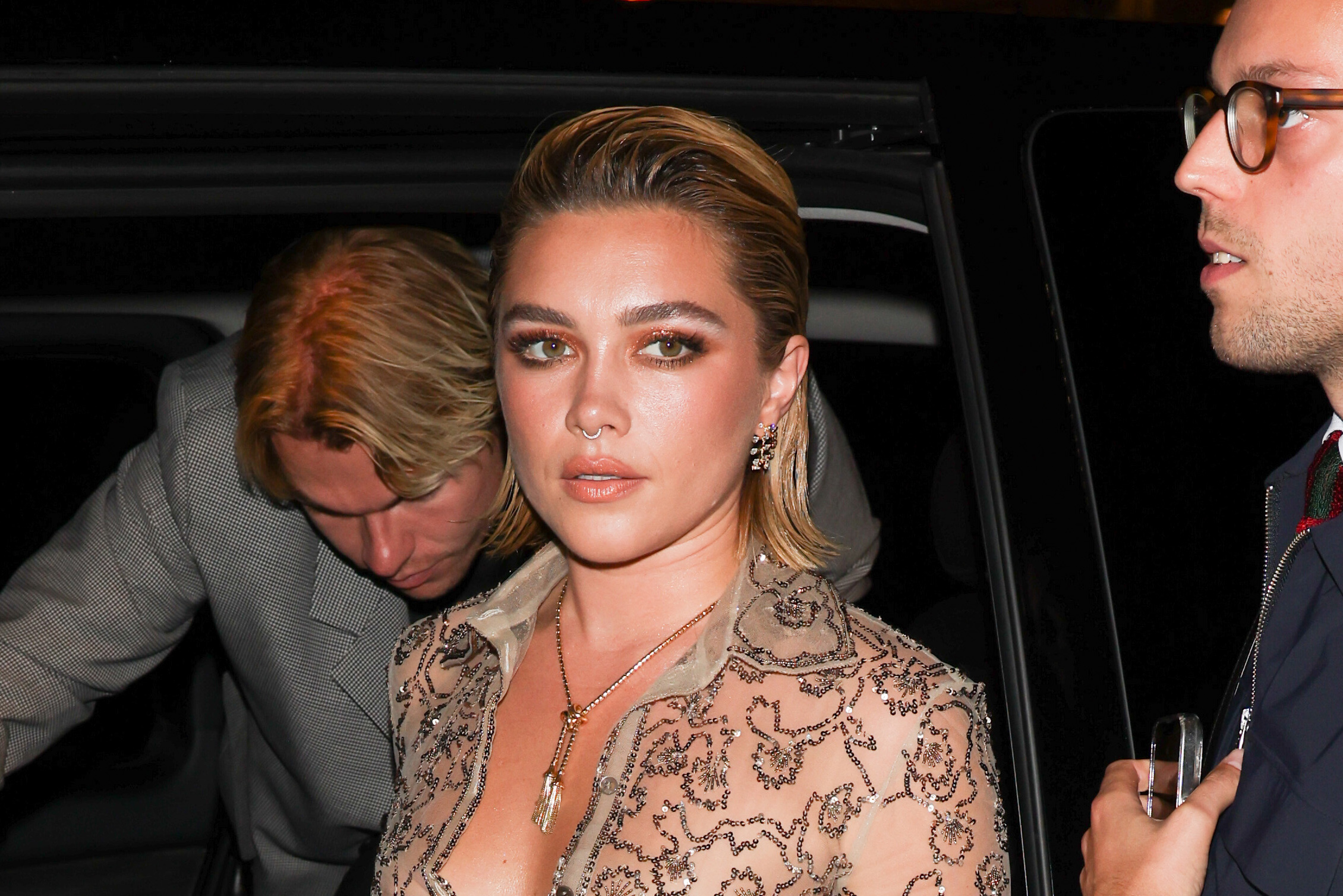 Florence Pugh Goes Viral In See Through Top For Valentino In Paris Footwear News