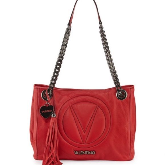 How To Accessorize With A Red Bag Valentino