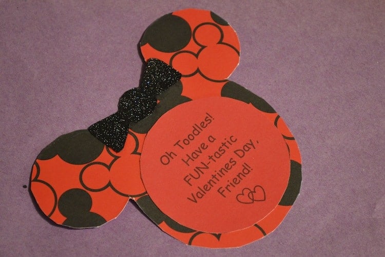 How To Create A Minnie Mouse Valentine Card